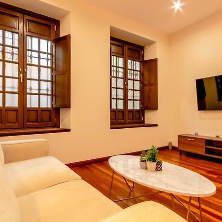 Pedro Nino Eleven Suites Sevilla Dış mekan fotoğraf
