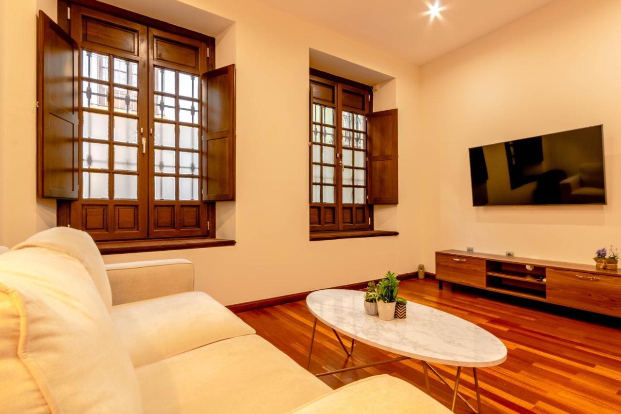 Pedro Nino Eleven Suites Sevilla Dış mekan fotoğraf